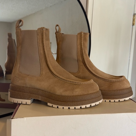 NEW IN BOX - CALIA Women's Samie Moc Toe Boots - Size 9.5 - Picture 2 of 7